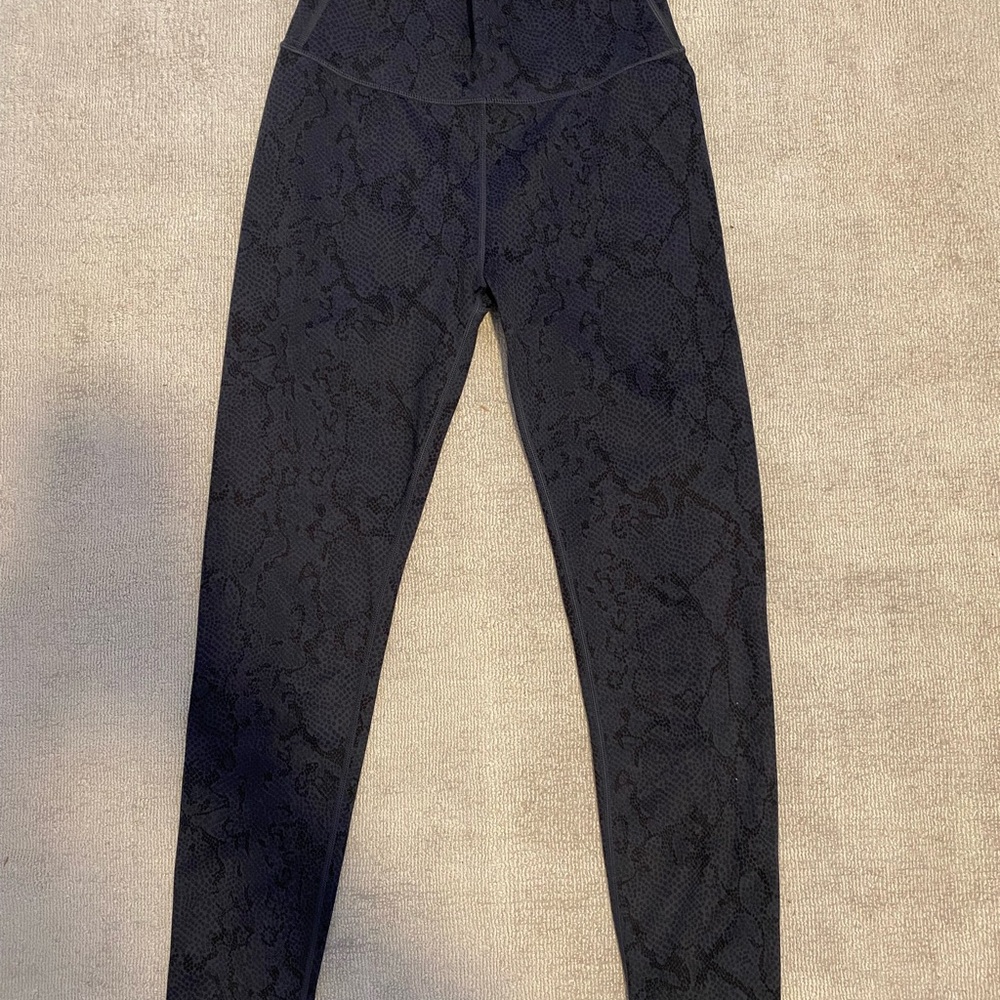 Black Snake Print Leggings